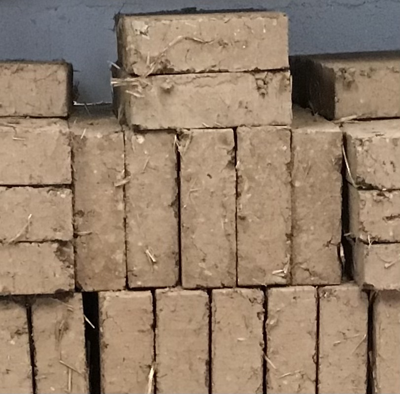 cob blocks sustainable building materials self-build