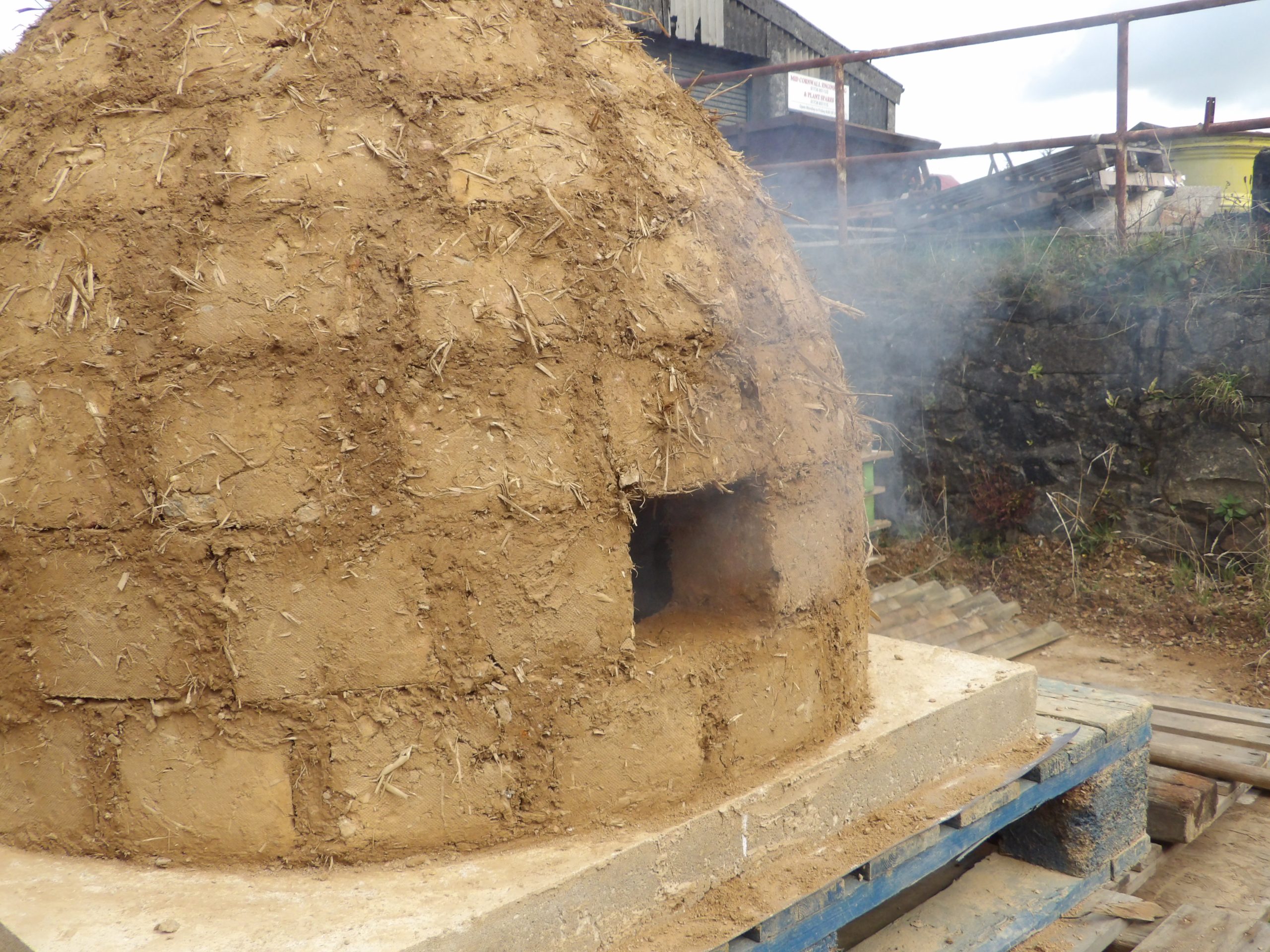 make your own pizza oven build your own pizza oven build an oven make a clay oven clay pizza ovens